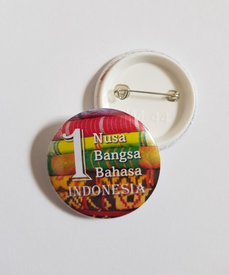 Pin #17 Kain Satu Nusa